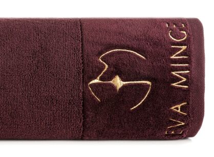 Ręcznik bawełniany 70x140 GAJA Eva Minge bordowy z welwetową bordiurą sygnowaną logo projektantki