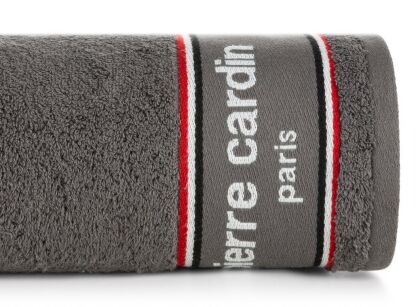 Ręcznik KARL 50x90 KARL Pierre Cardin srebrny zdobiony kontrastową bordiurą z napisami Pierre Cardin
