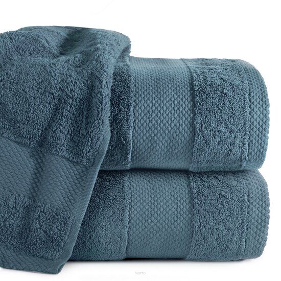 Ręcznik bawełniany 70x140 LORITA ciemny niebieski zdobiony subtelną bordiurą w tonacji ręcznika