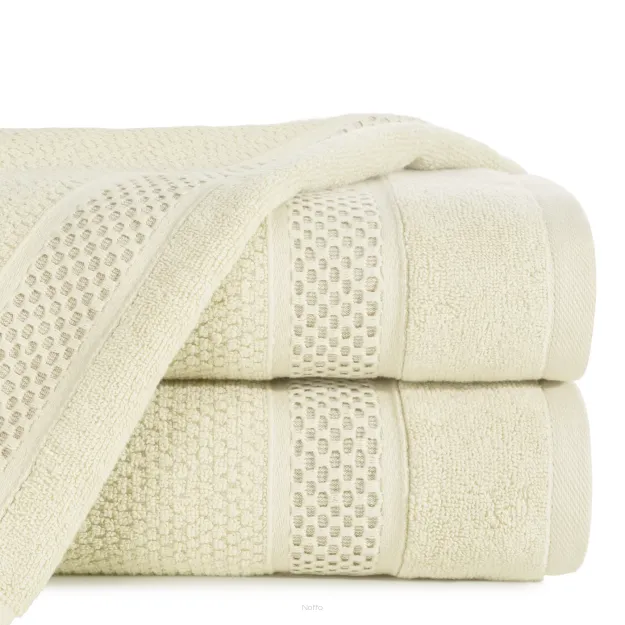 Ręcznik bawełniany 50x90 DANNY kremowy z wytłaczaną bordiurą i błyszczącą nicią