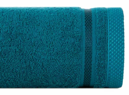 Ręcznik bawełniany 100x150 ABBIE turkusowy z żakardową błyszczącą bordiurą w pasy z delikatną