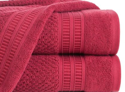 Ręcznik bawełniany 70x140 ROSITA czerwony z subtelną bordiurą w delikatne poziome paski