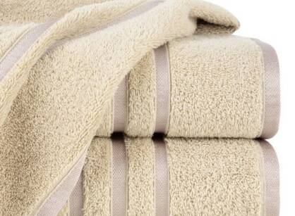 Ręcznik bawełniany 50x90 MADI beżowy z błyszczącą bordiurą w pasy