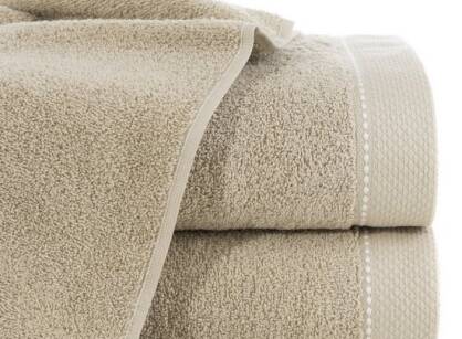 Ręcznik bawełniany 50x90 DAISY beżowy z bordiurą z kontrastowym przeszyciem