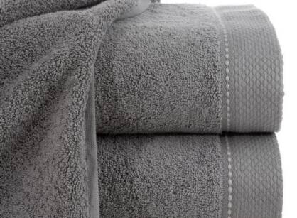 Ręcznik bawełniany 50x90 DAISY stalowy z bordiurą z kontrastowym przeszyciem