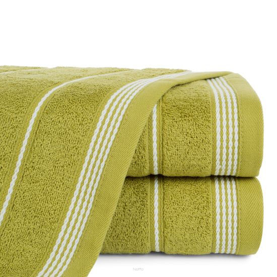 Ręcznik bawełniany 50x90 MIRA zielony zdobiony bordiurą w pasy