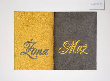 Komplet ręczników MĄŻ ŻONA stalowe musztardowe haftowane w kartonowym pudełku 2x70x140