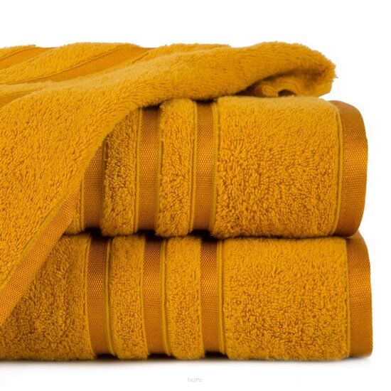 Ręcznik bawełniany 50x90 MADI musztardowy z błyszczącą bordiurą w pasy