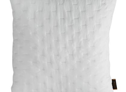 Poszewka dekoracyjna 45x45 LIBI 2 jednokolorowa biała pikowana w delikatny wzór